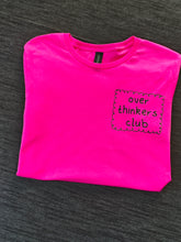 Load image into Gallery viewer, L Fitted pink 'Overthinkers' tee